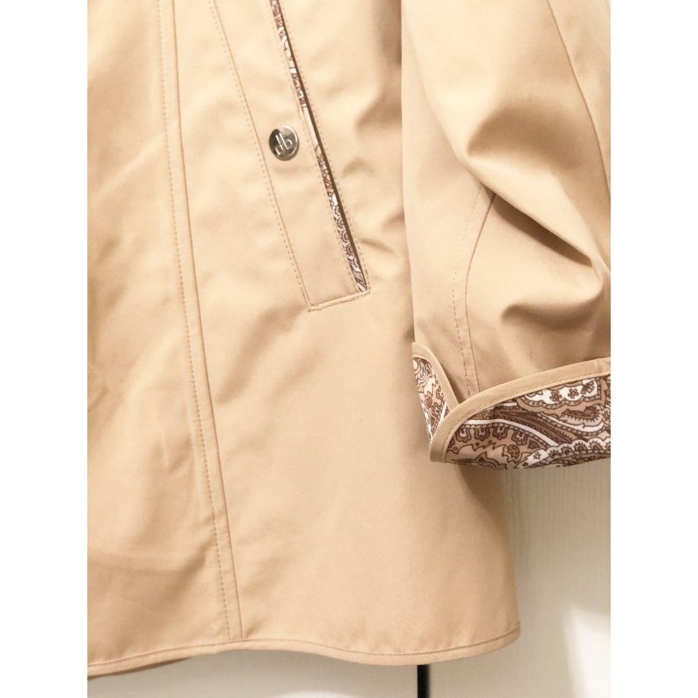 Dennis Brasso Tan Rain Jacket w/Hood - Picture 2 of 9